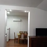 Grand Apartment *