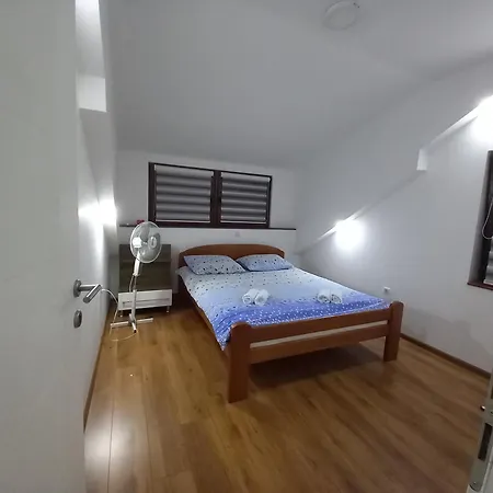 Grand Apartment